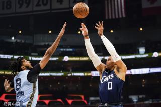 的一举一动 的一举一动