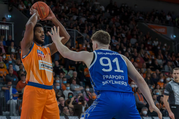 科雷亚在球 科雷亚在球